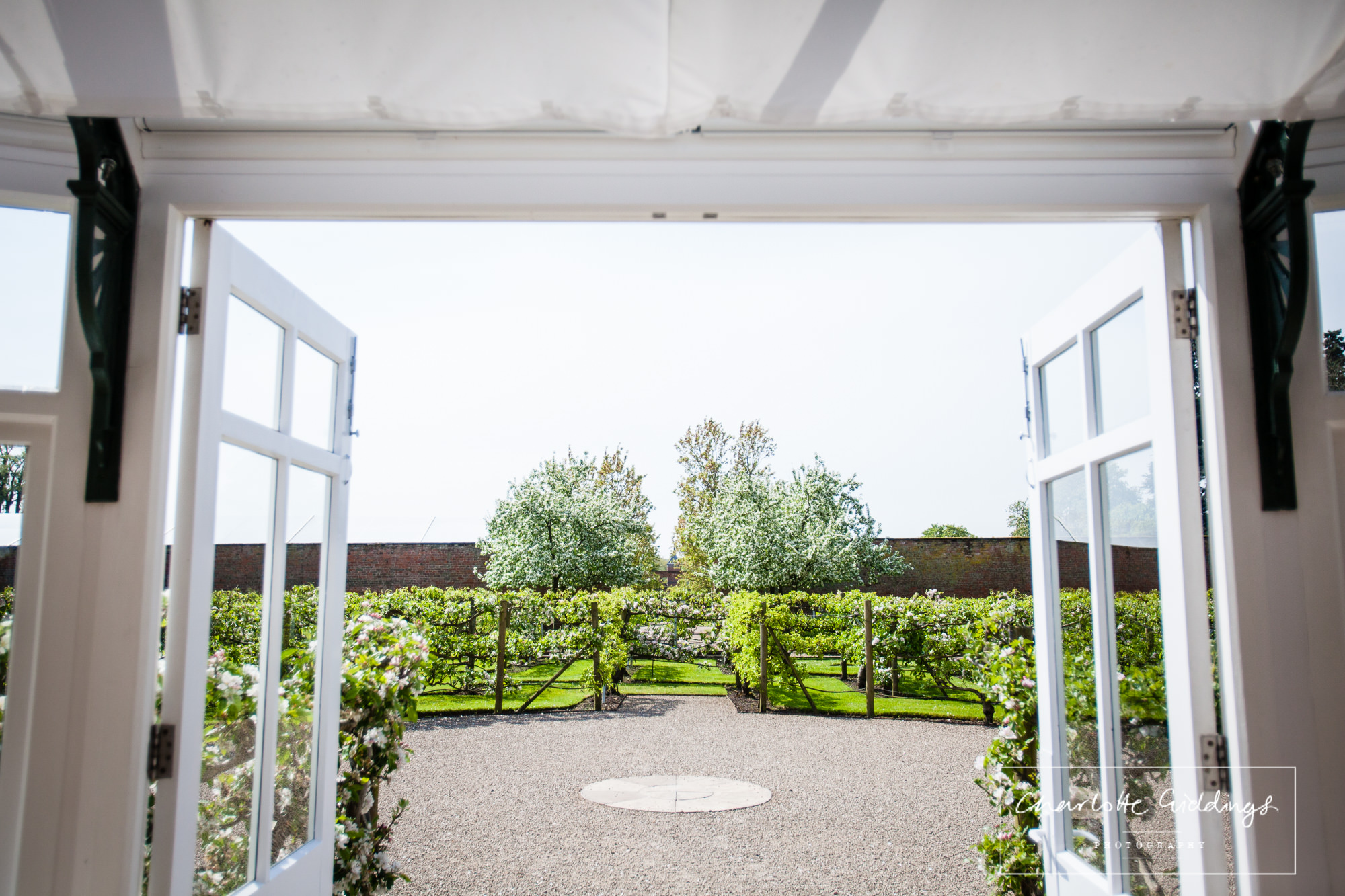 fruit maze combermere abbey - wedding photographer shropshire
