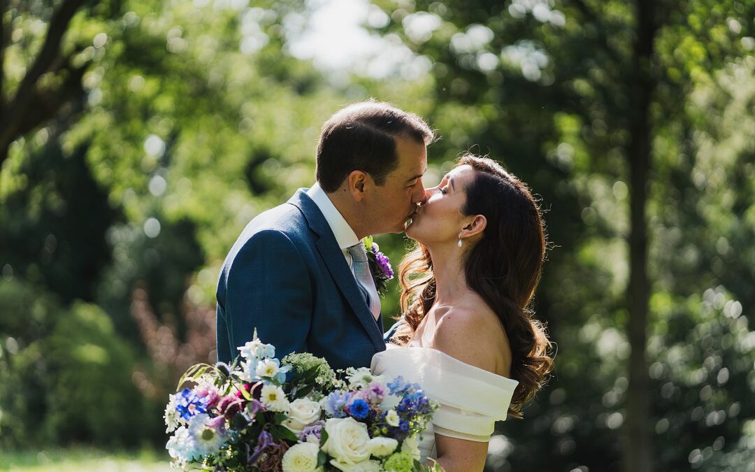 Jess & Alex’s Sun-Kissed Summer Wedding at Iscoyd Park – Captured by a Recommended Iscoyd Park Wedding Photographer